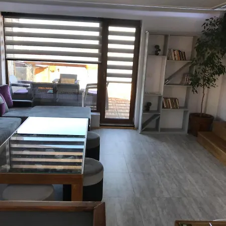 Relax וילה ציגוב צ'ארק